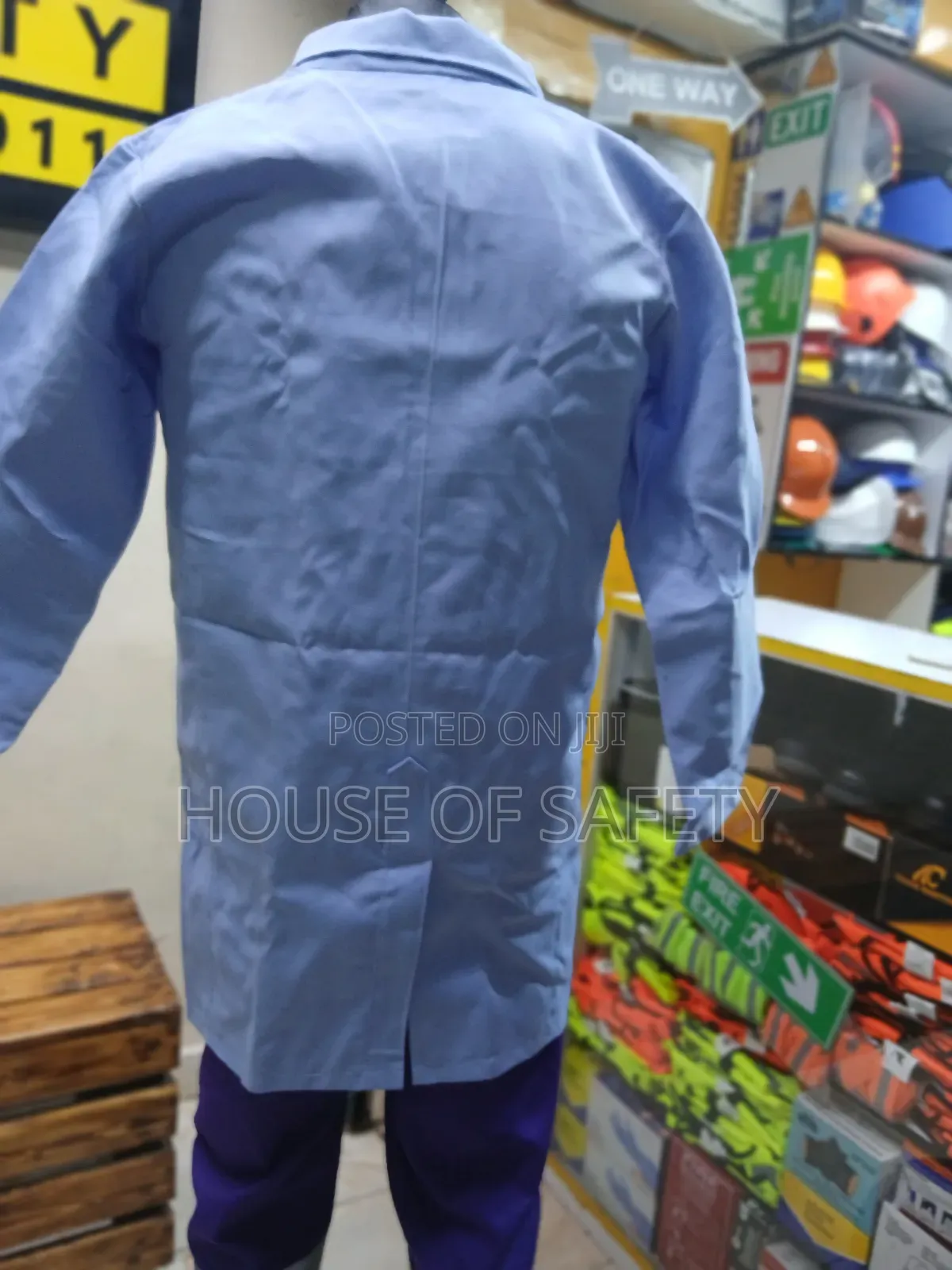 Dacron Dustcoat in Sky Blue in Kenya