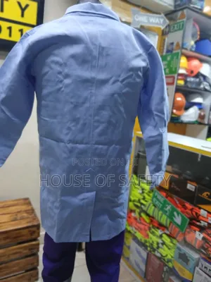 Dacron Dustcoat in Sky Blue in Kenya