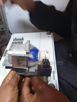 Sony Projector Lamp Replacement – Ultra Bright, Ultra Reliable