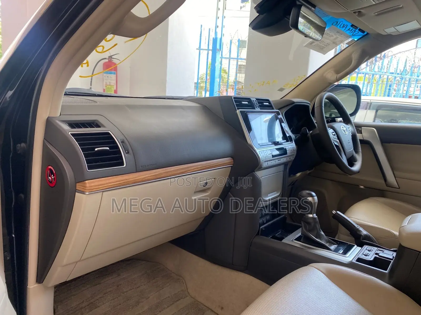 Toyota Land Cruiser Prado 2018 Black
