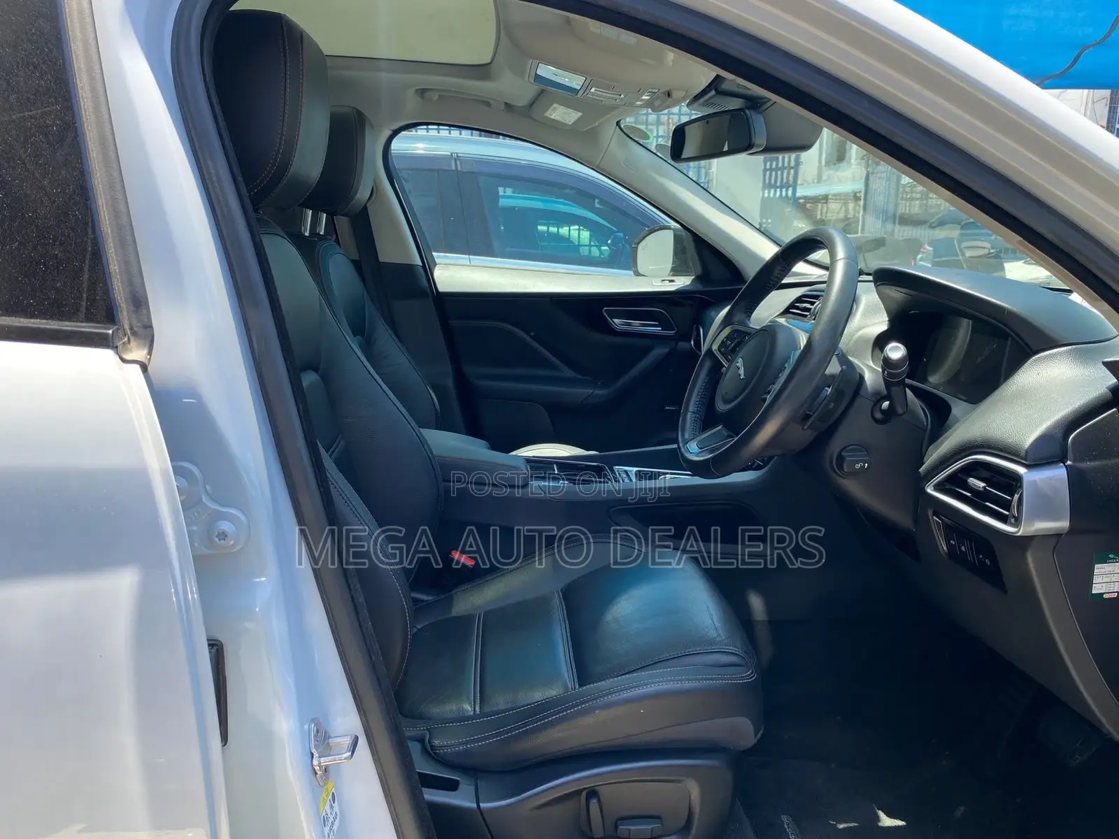 Jaguar F-Pace 2018 Blue