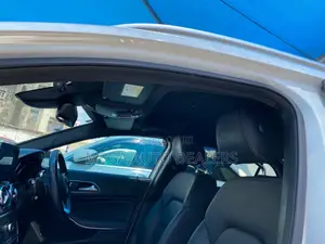 Mercedes-Benz GLA-Class 2018 White