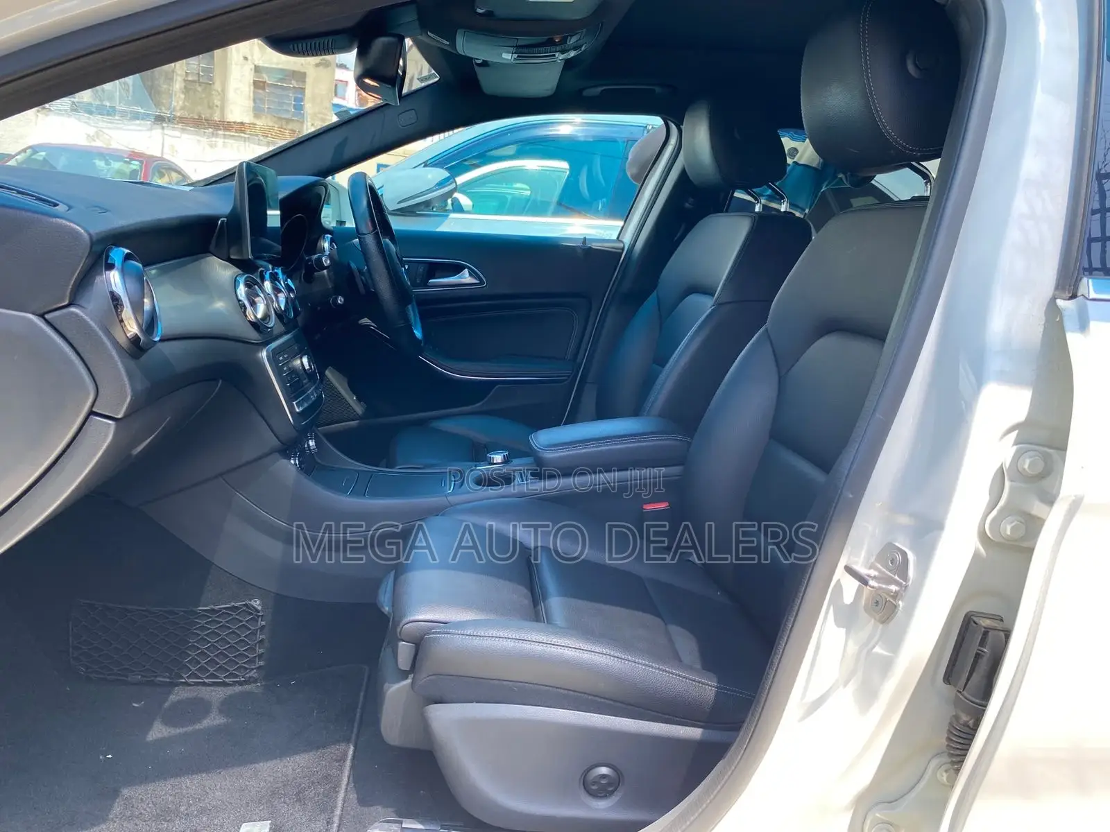 Mercedes-Benz GLA-Class 2018 White