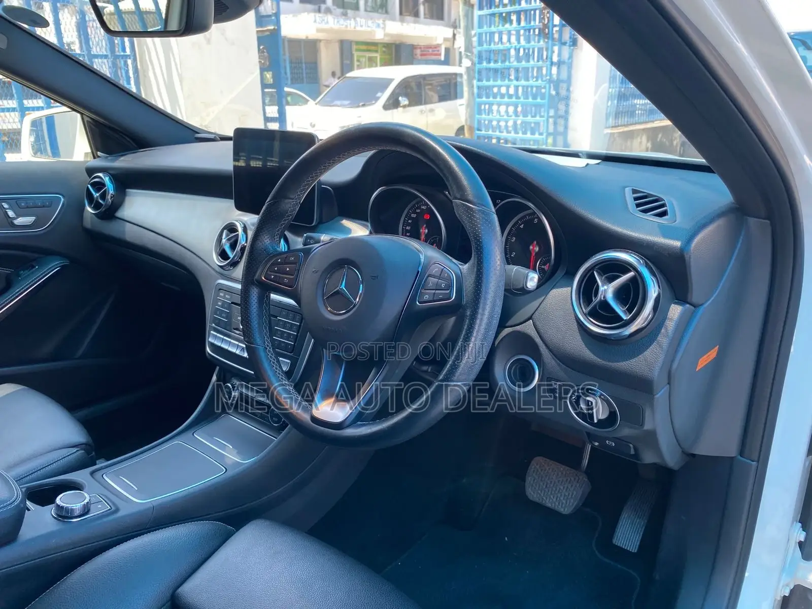 Mercedes-Benz GLA-Class 2018 White