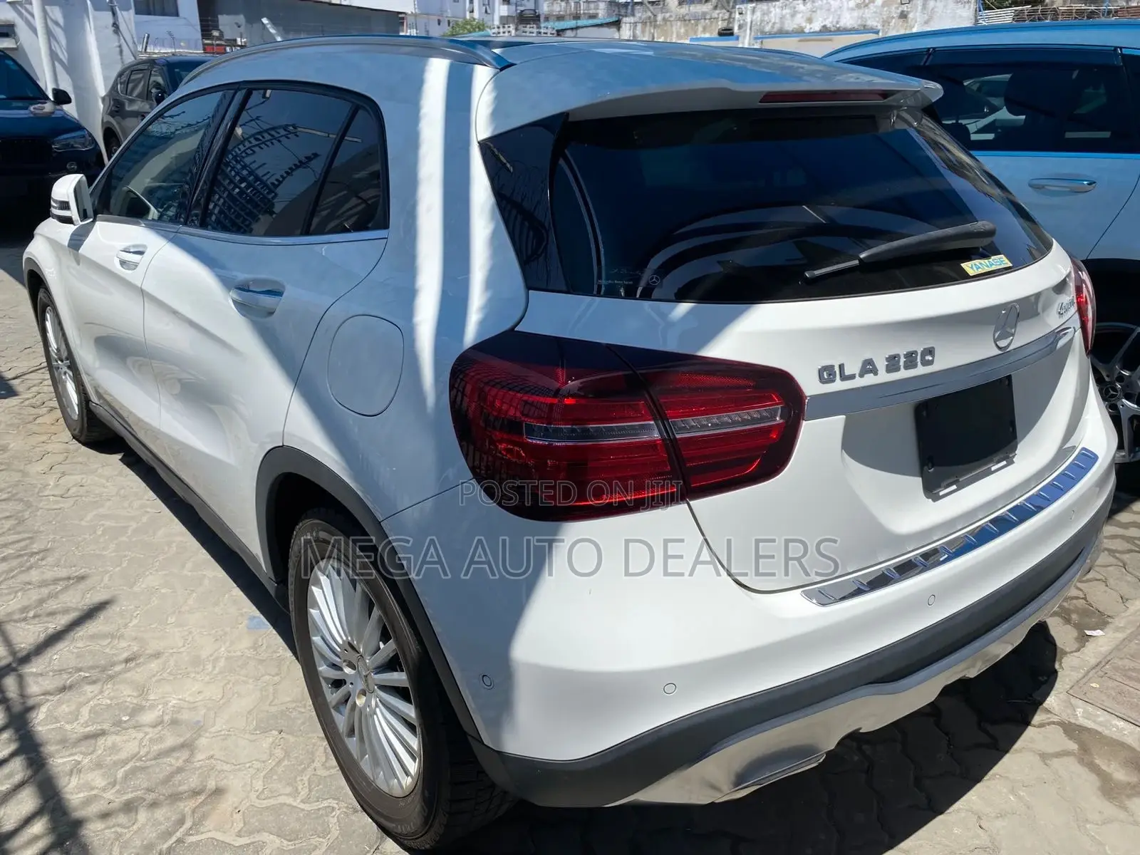 Mercedes-Benz GLA-Class 2018 White