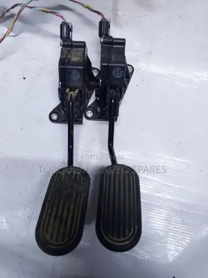 Toyota Hilux Revo Pedal Sensor