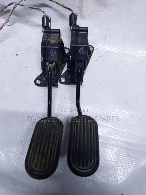 Toyota Hilux Revo Pedal Sensor - thumbnail 4