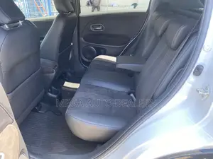 Honda Vezel 2018 White