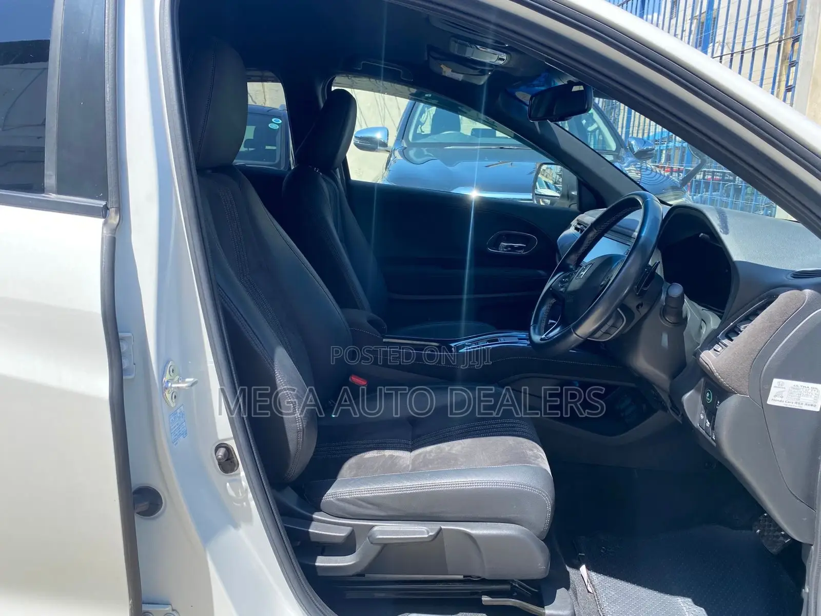 Honda Vezel 2018 White