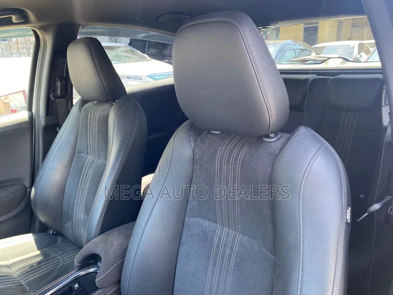 Honda Vezel 2018 White