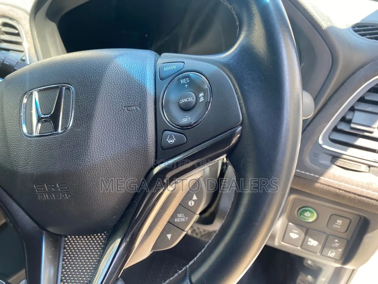 Honda Vezel 2018 White