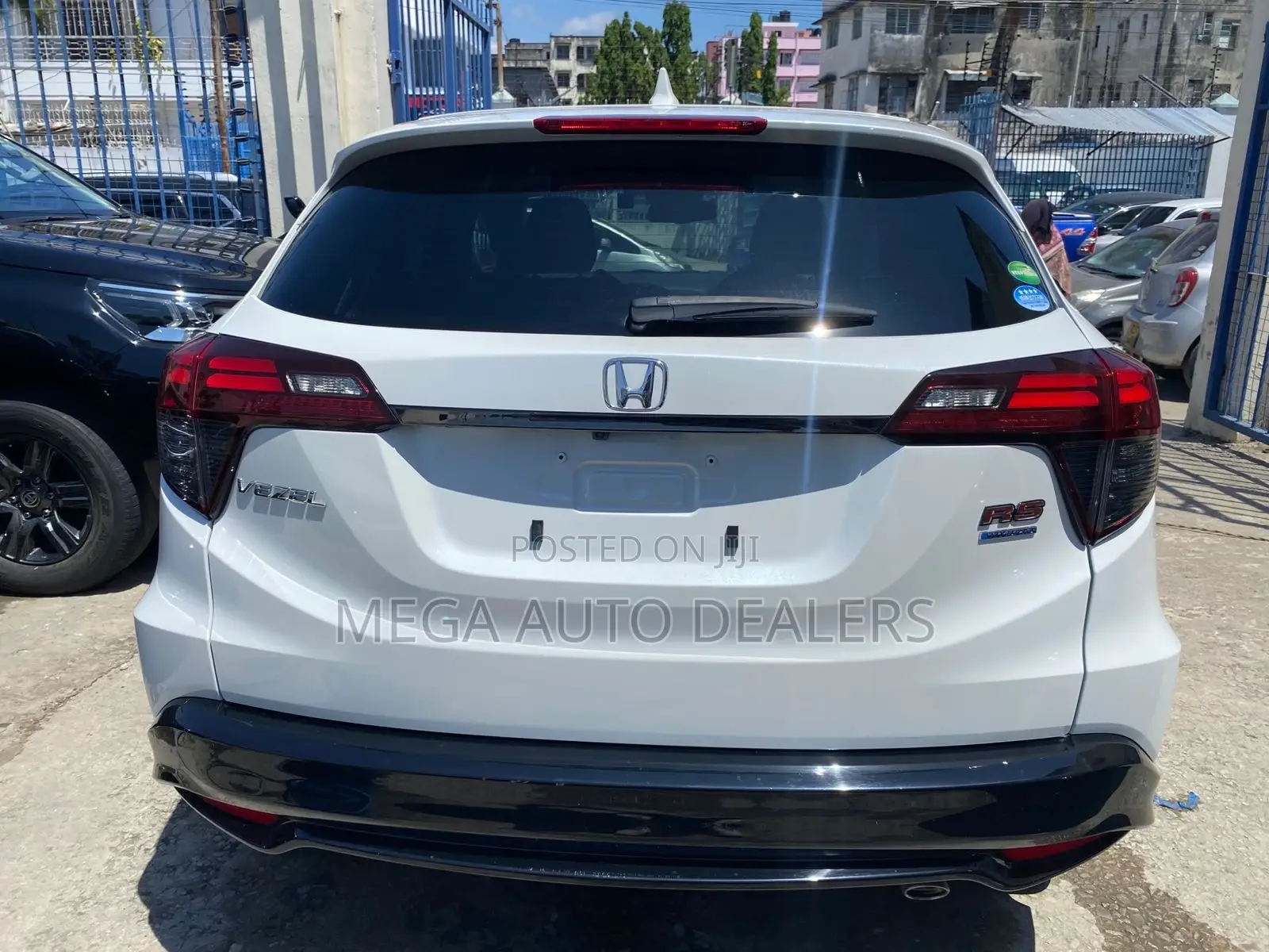 Honda Vezel 2018 White