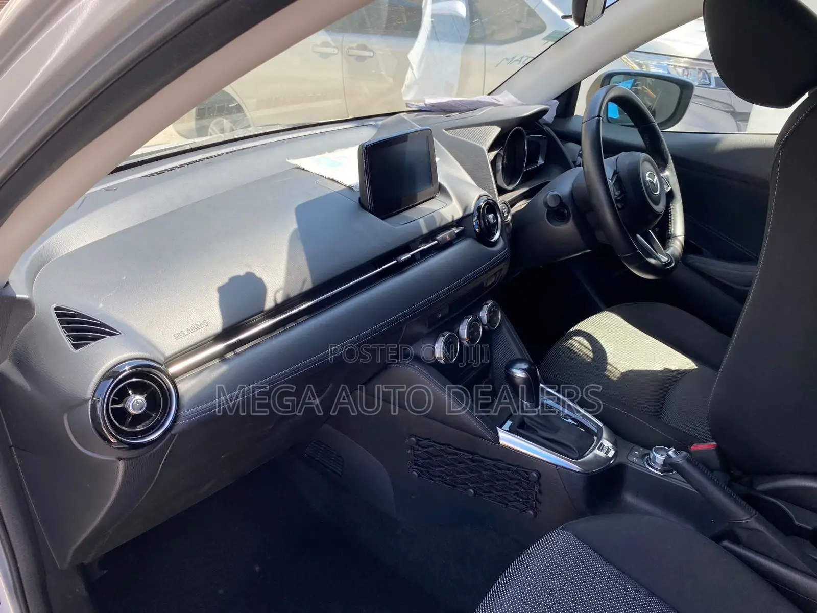Mazda Demio 2018 Silver