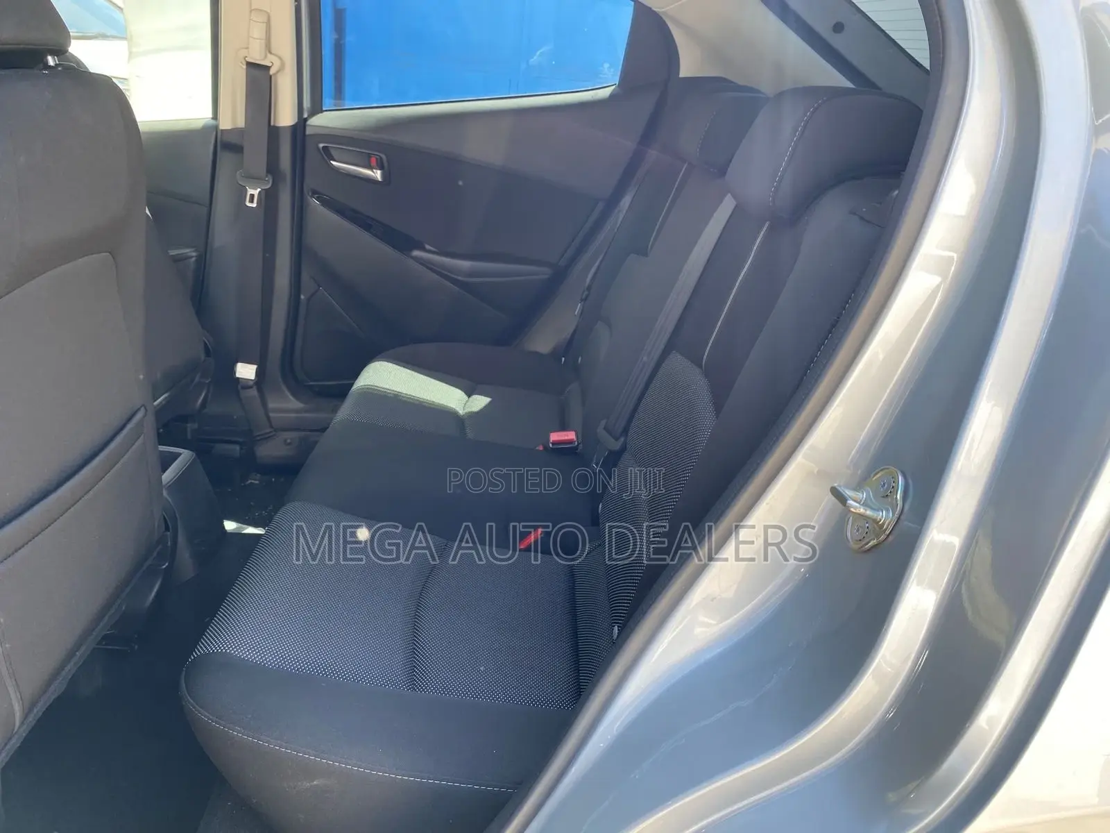 Mazda Demio 2018 Silver