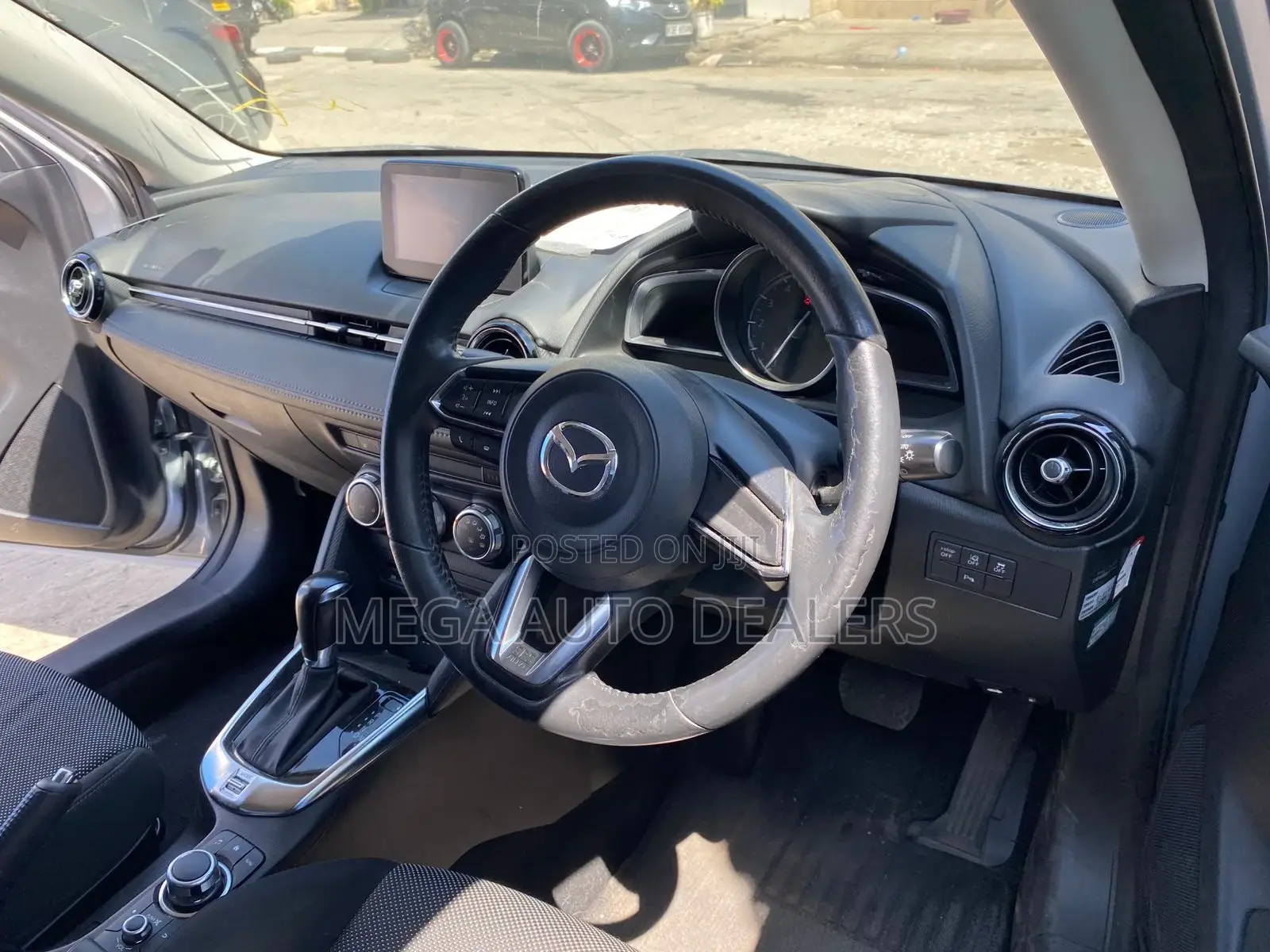 Mazda Demio 2018 Silver