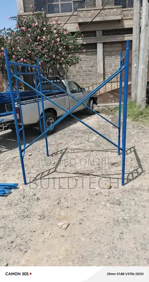 Rust Resistant Safety Scaffolding Ladders