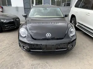 Volkswagen Beetle 1.8T S Hatchback 2017 Black