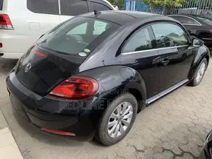 Volkswagen Beetle 1.8T S Hatchback 2017 Black