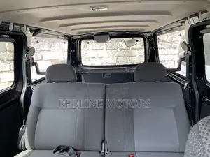 Nissan NV350 2016 Black