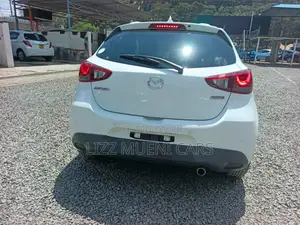 Mazda Demio 2018 White
