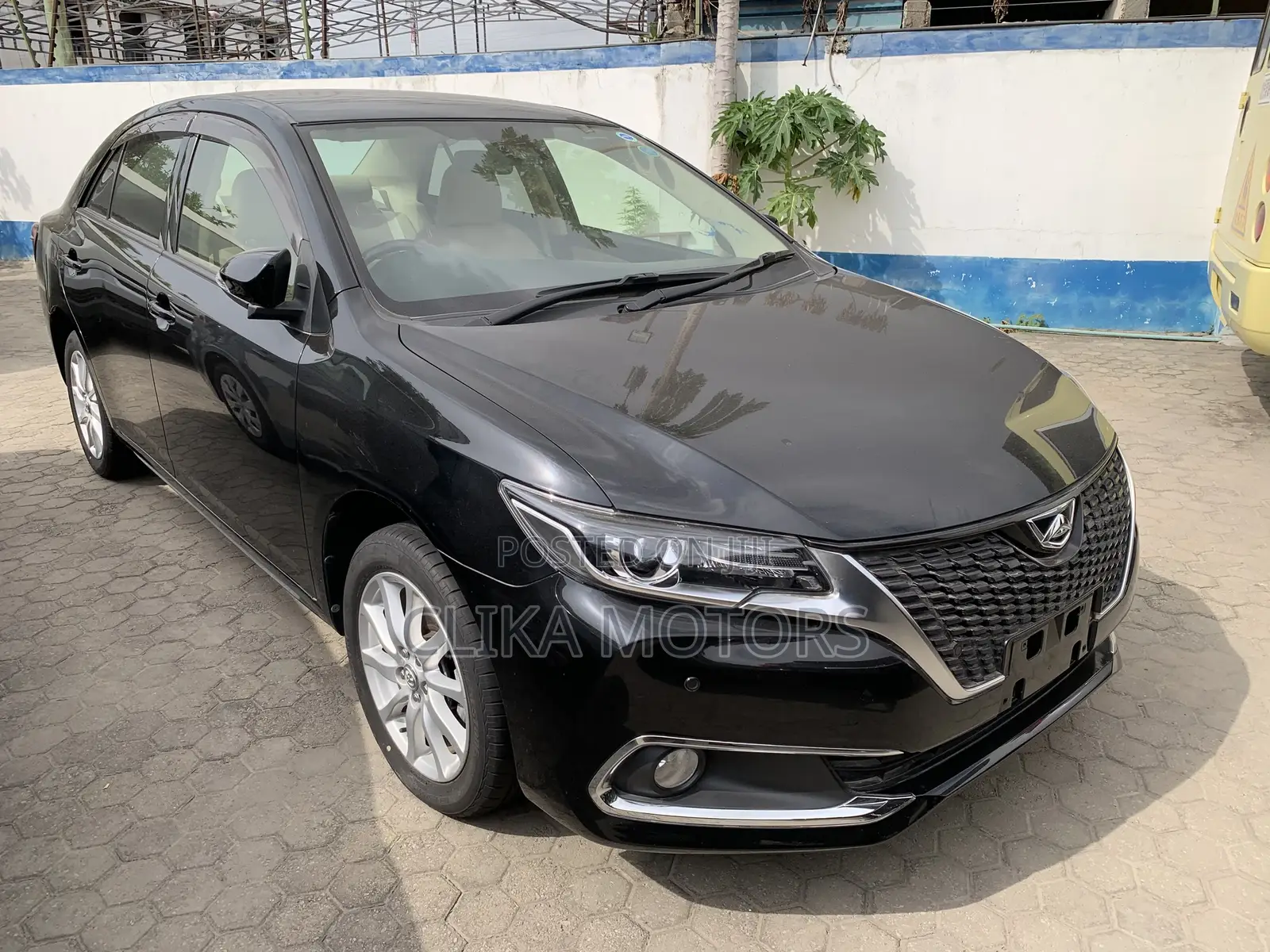 Toyota Allion 2018 Black