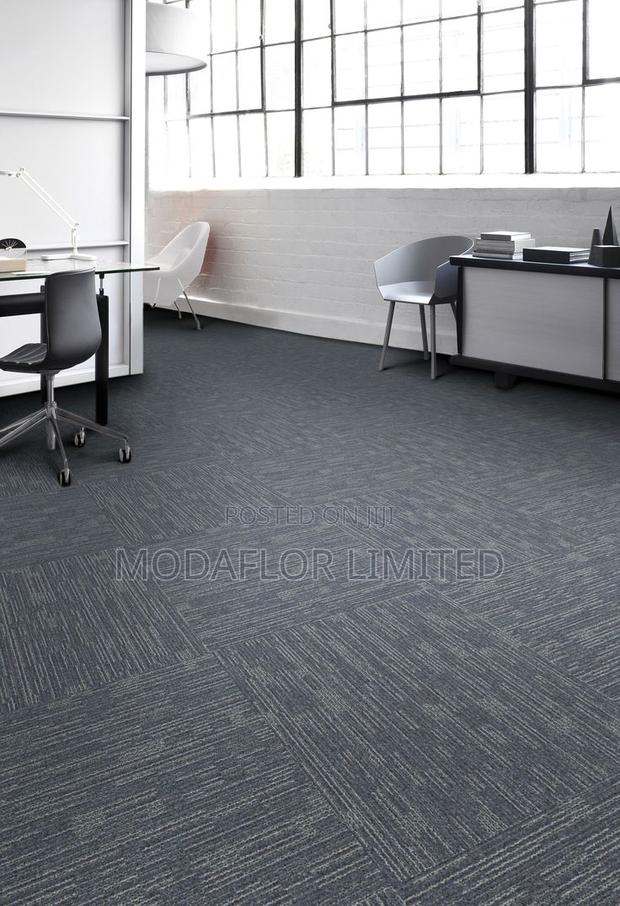 Affordable Commercial Carpet Tiles_ Bulk Available - main view