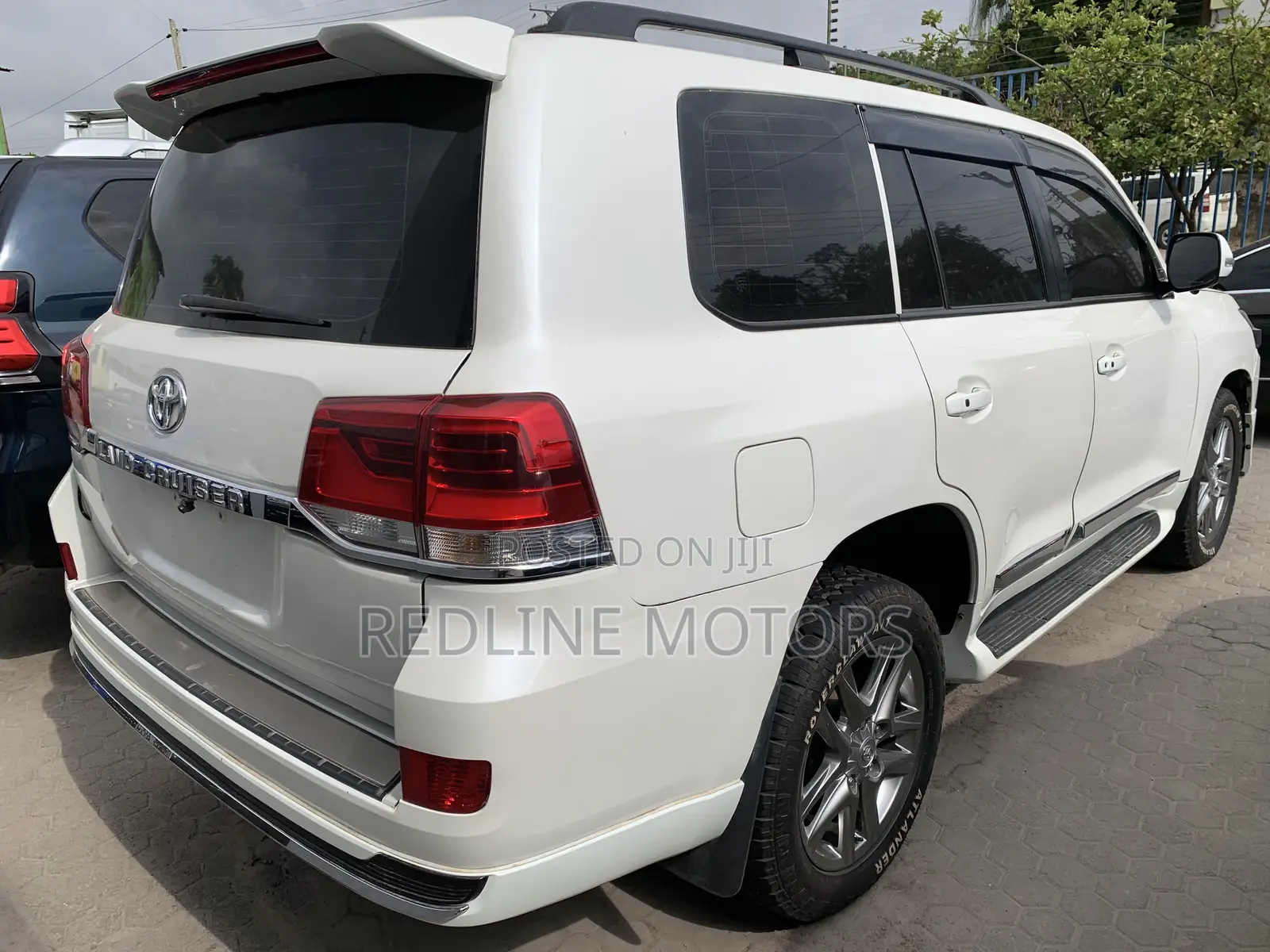 Toyota Land Cruiser 4.5 V8 VXR 2008 White