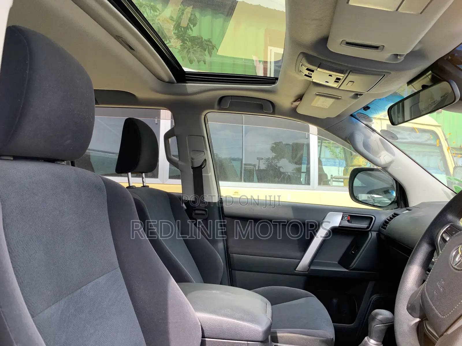 Toyota Land Cruiser Prado 2.8 2018 White