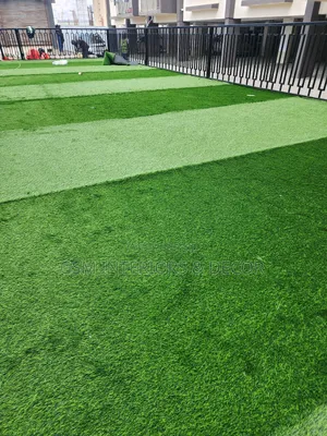 Artificial Smart Green Grass Carpets Fluffs