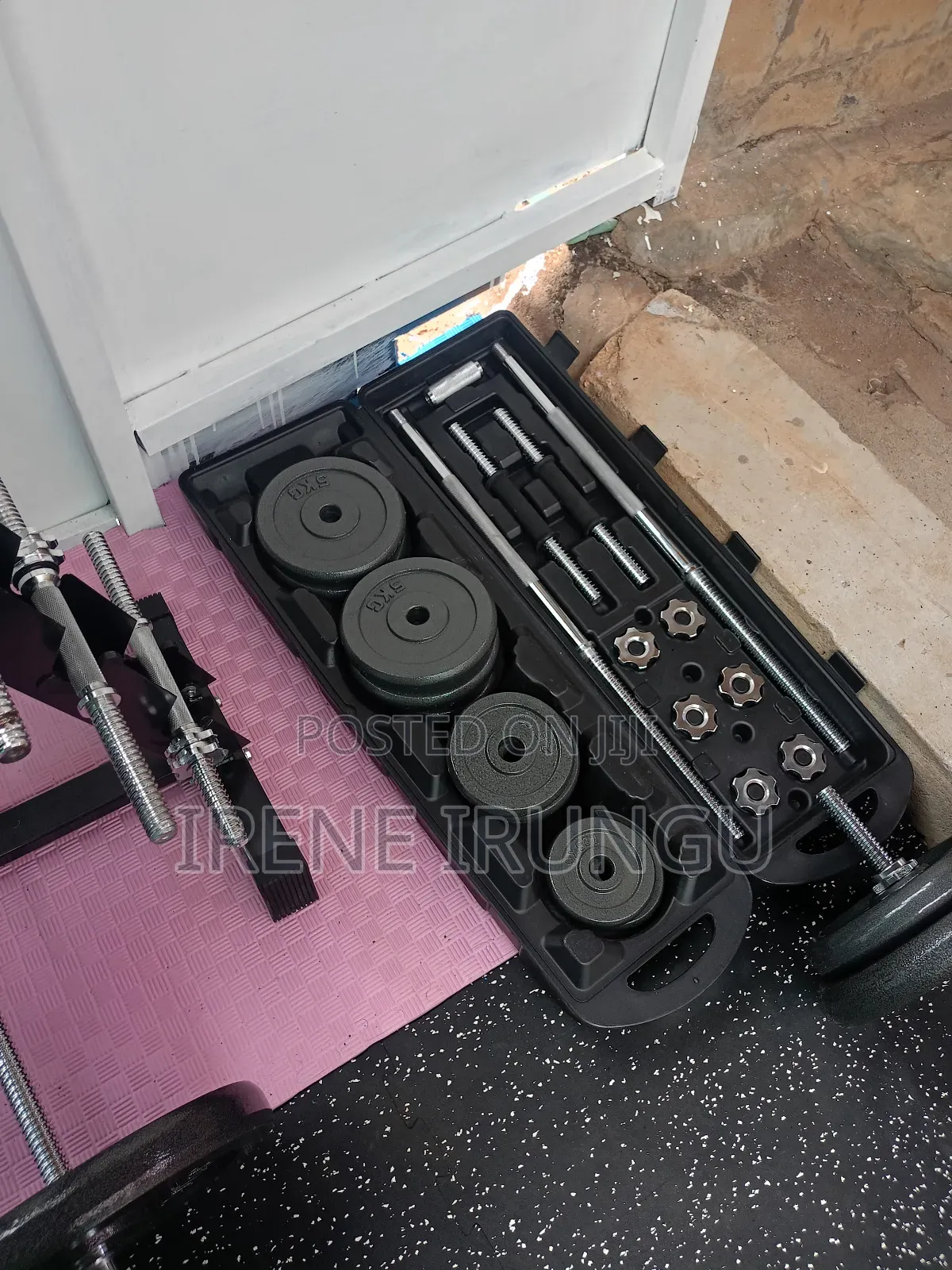 Assorted Weights Plates 50kgs ++ Barbells 50kgs Set