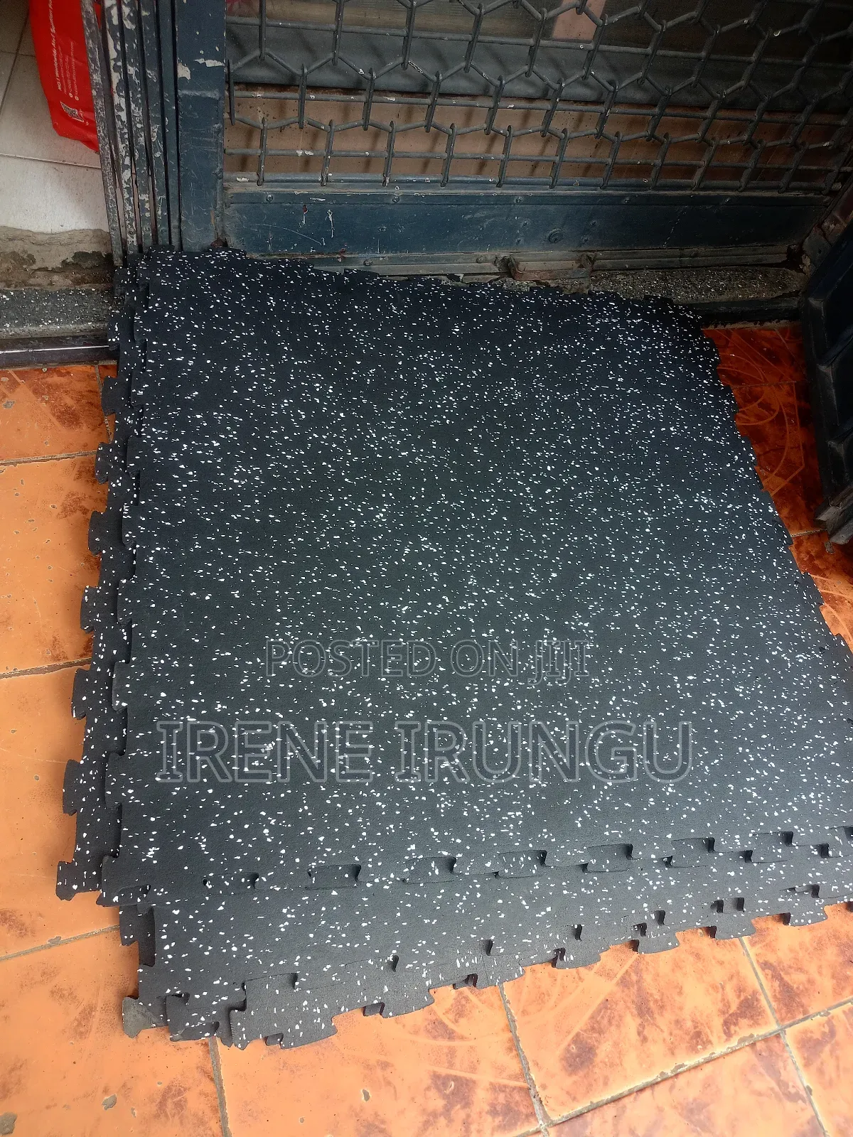 Interlocking Dotted Gym Mats