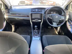 Toyota Premio 1.8 FWD 2018 Brown