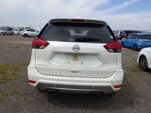 Nissan X-Trail 2.0 Petrol AWD 2018 White