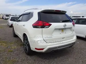 Nissan X-Trail 2.0 Petrol AWD 2018 White