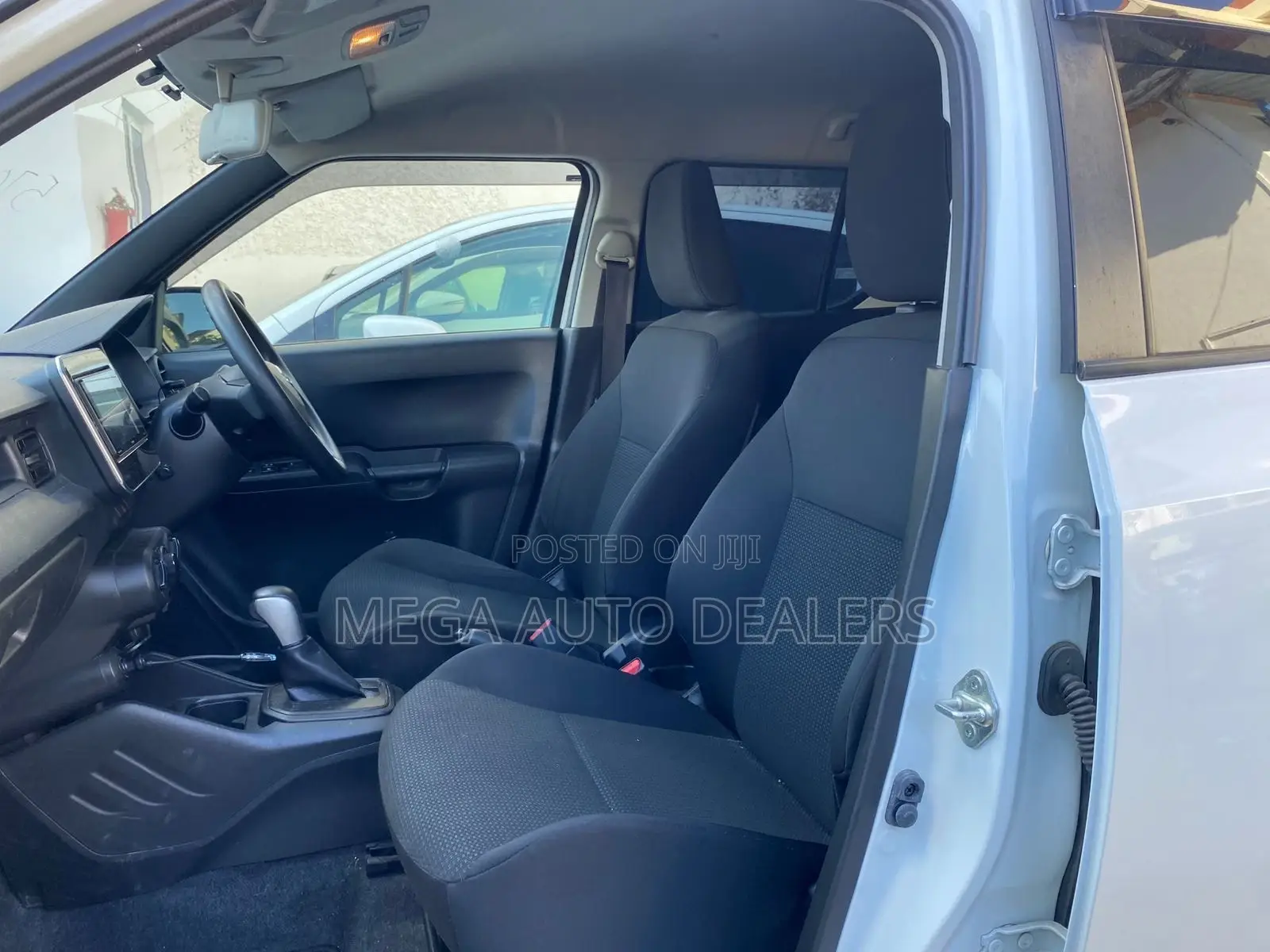 Suzuki Ignis 2018 White