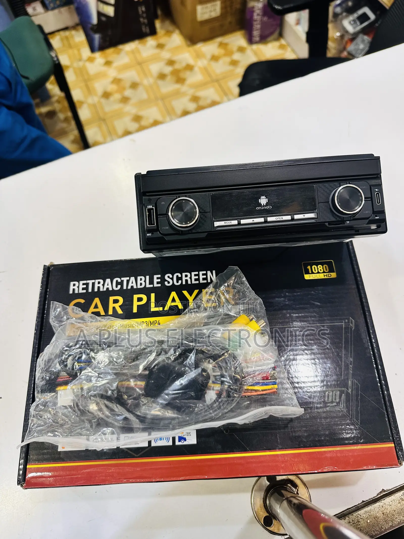 Retractable 7 Inch Android Car Stereo Receiver