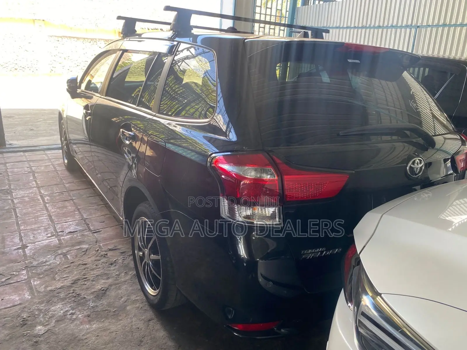 Toyota Corolla Fielder 2018 Black