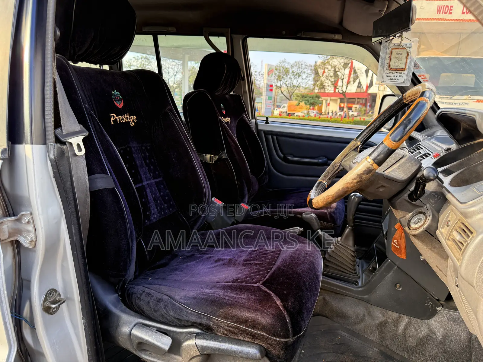 Mitsubishi Pajero 1999 Silver