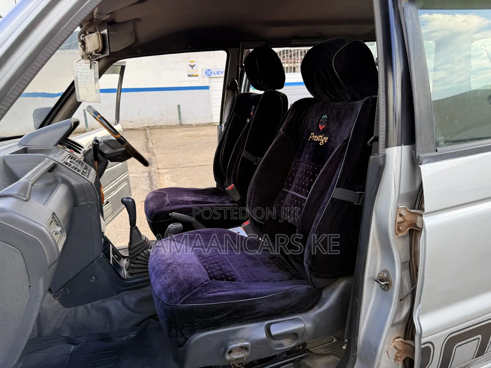Mitsubishi Pajero 1999 Silver