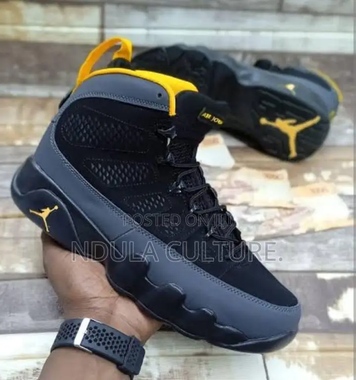 Air Jordan 9