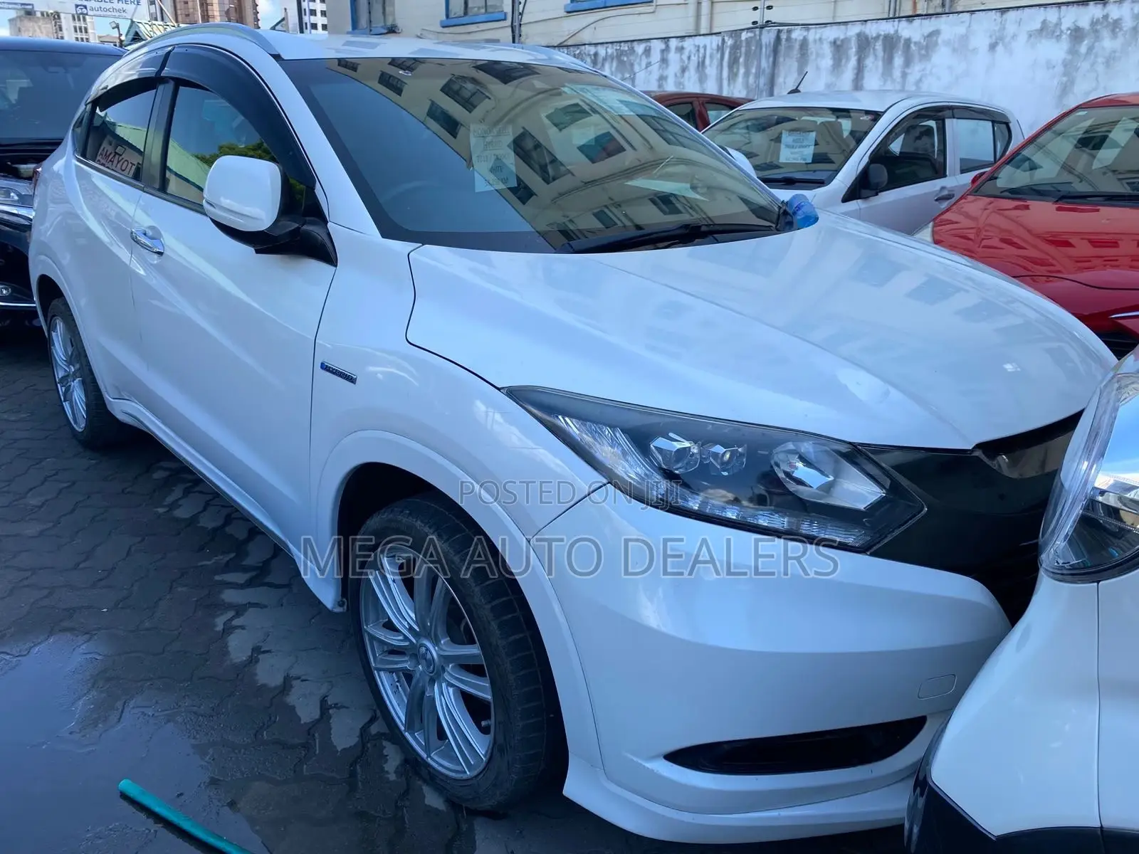 Honda Vezel 2018 White
