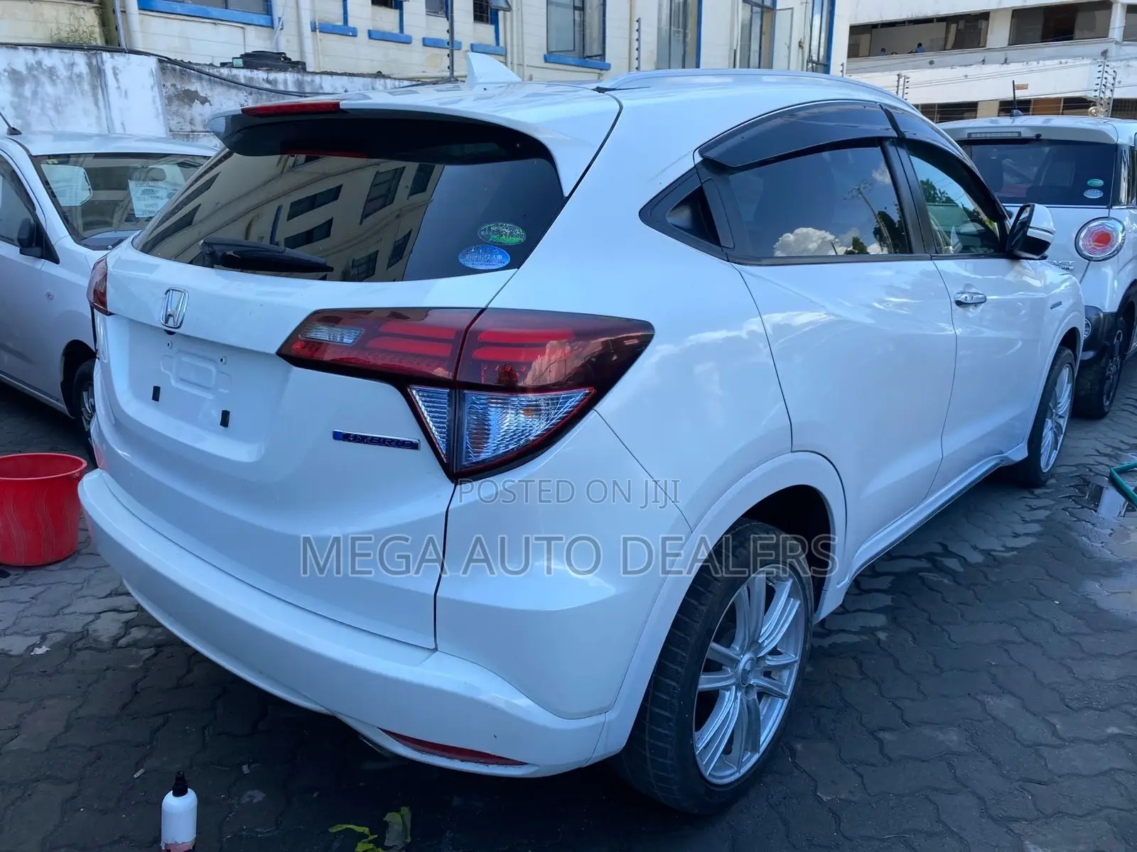 Honda Vezel 2018 White