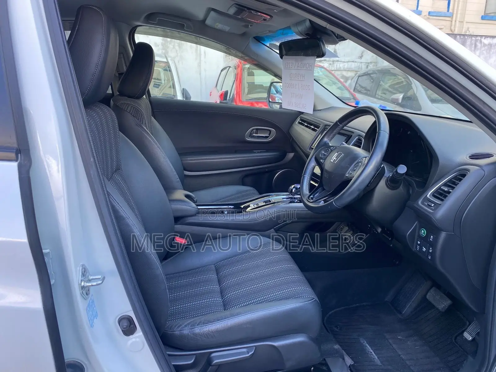 Honda Vezel 2018 White