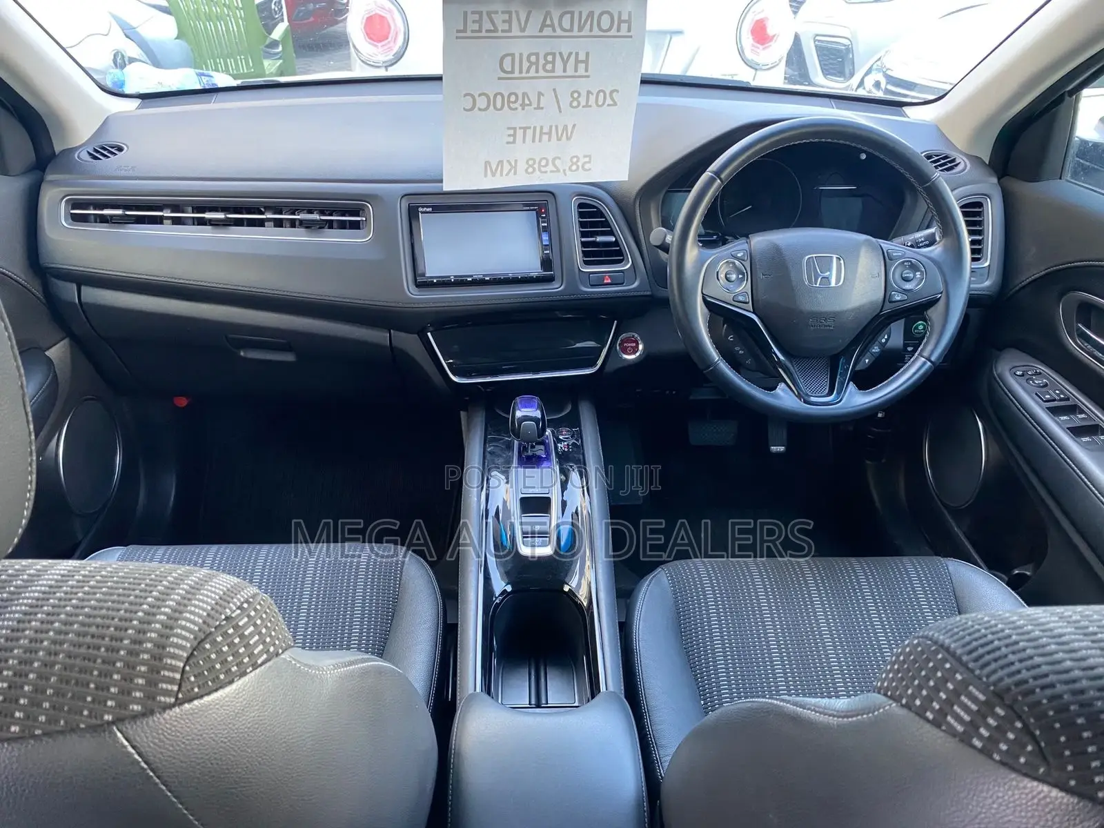 Honda Vezel 2018 White