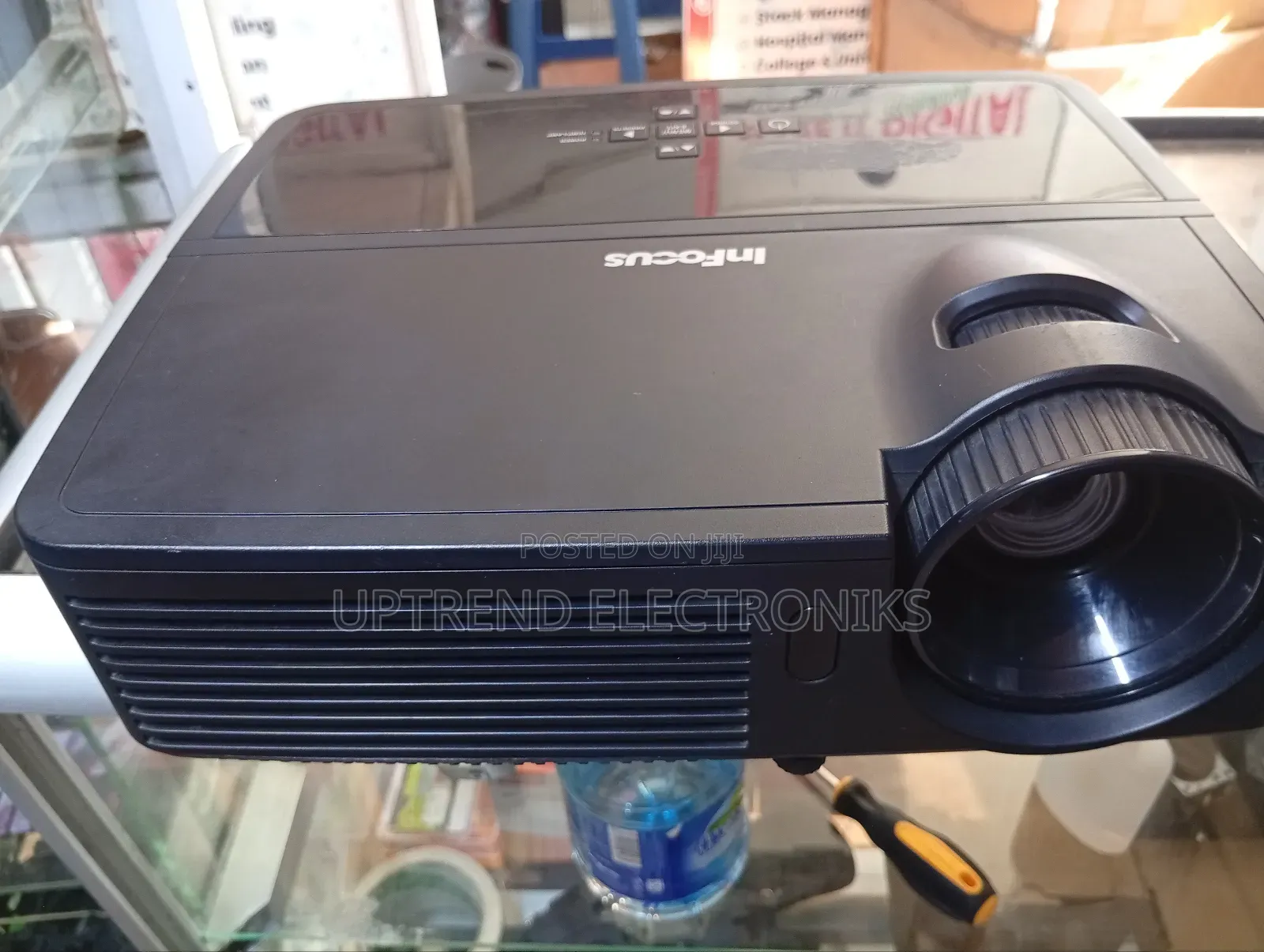 Infocus In112 Projector – Bright, Sharp Budget-Friendly!