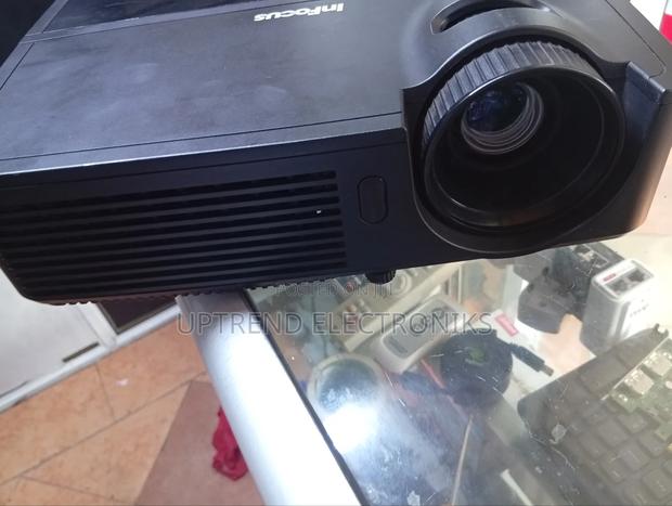 Refurbished Infocus In112 Projector - main view