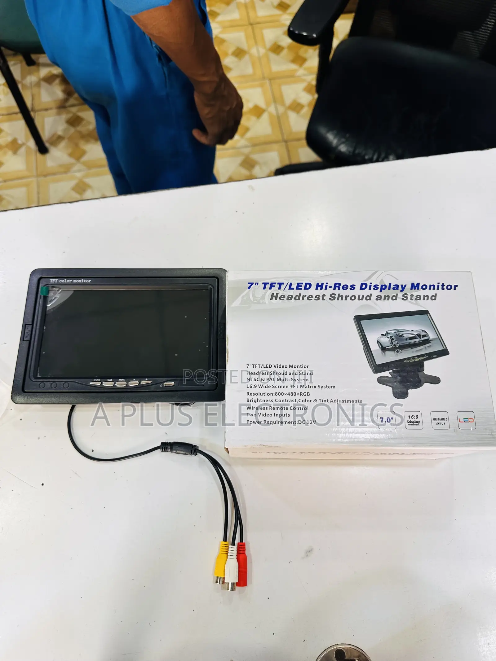 7" TFT/Led Hi-Res Display Monitor