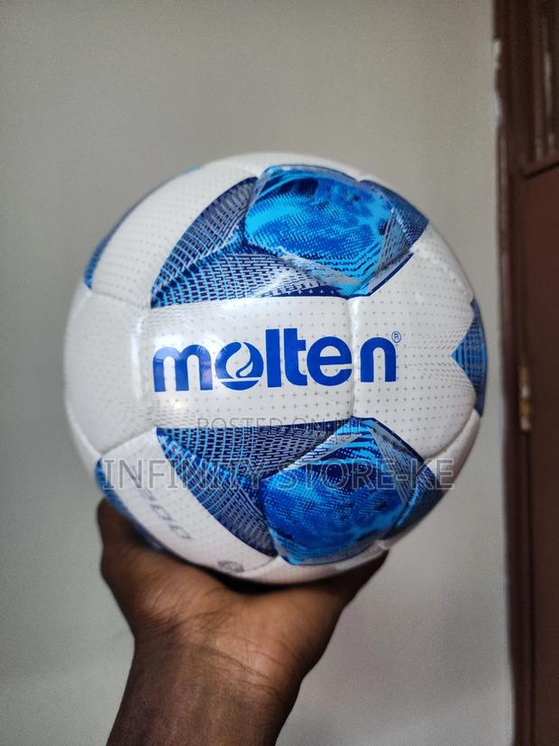 Original Molten Football - main view