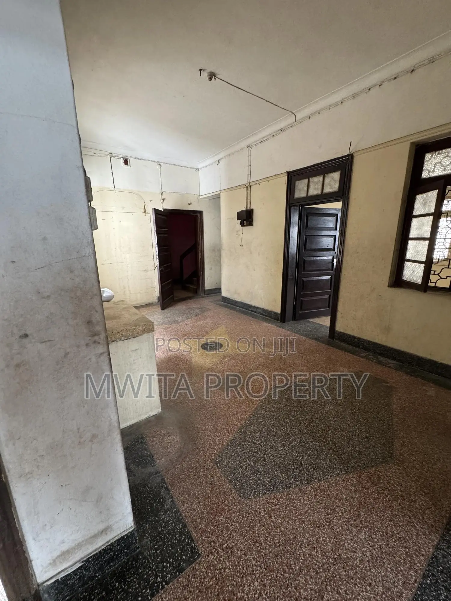 Storage, Rental, Business,Space to Rent in Town