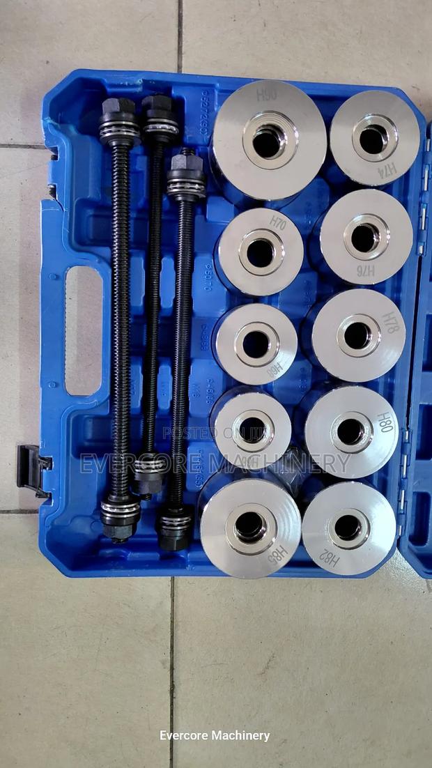 Heavy Duty Universal Bush Removal Installation Tool Set - thumbnail 3